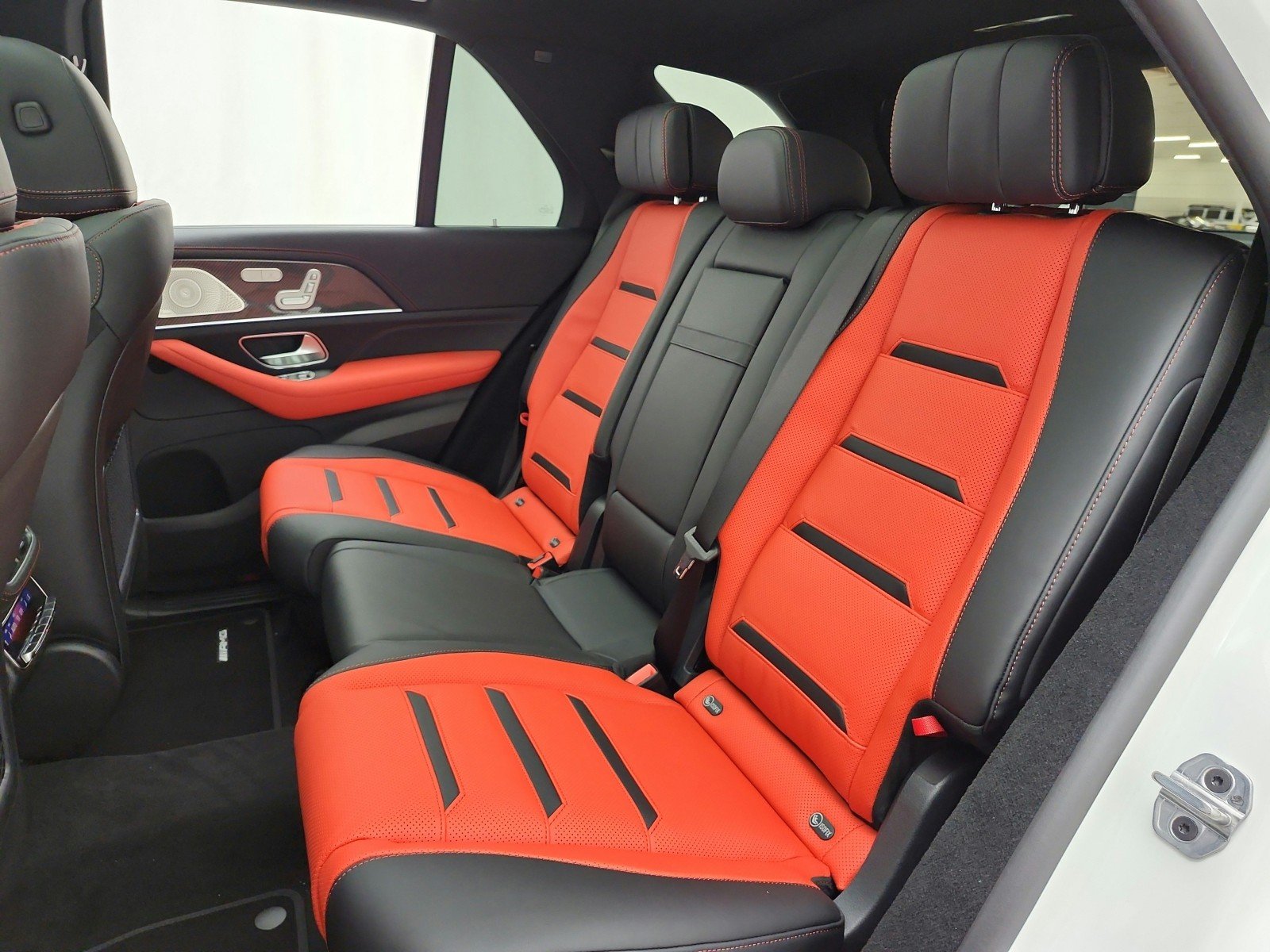 New 2027 Polar White Mercedes-Benz AMG® GLE 53e 4MATIC+ SUV image 11