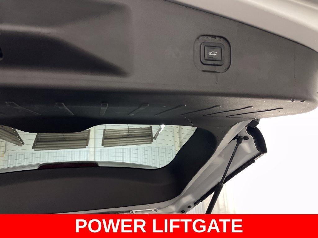 Used 2015 QUICKSILVER METALLIC GMC Denali image 46
