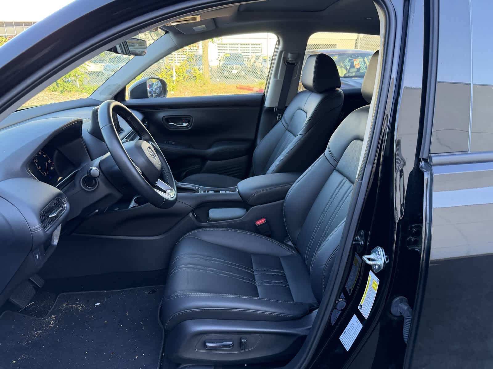 Used 2026 Black Honda EX-L image 12