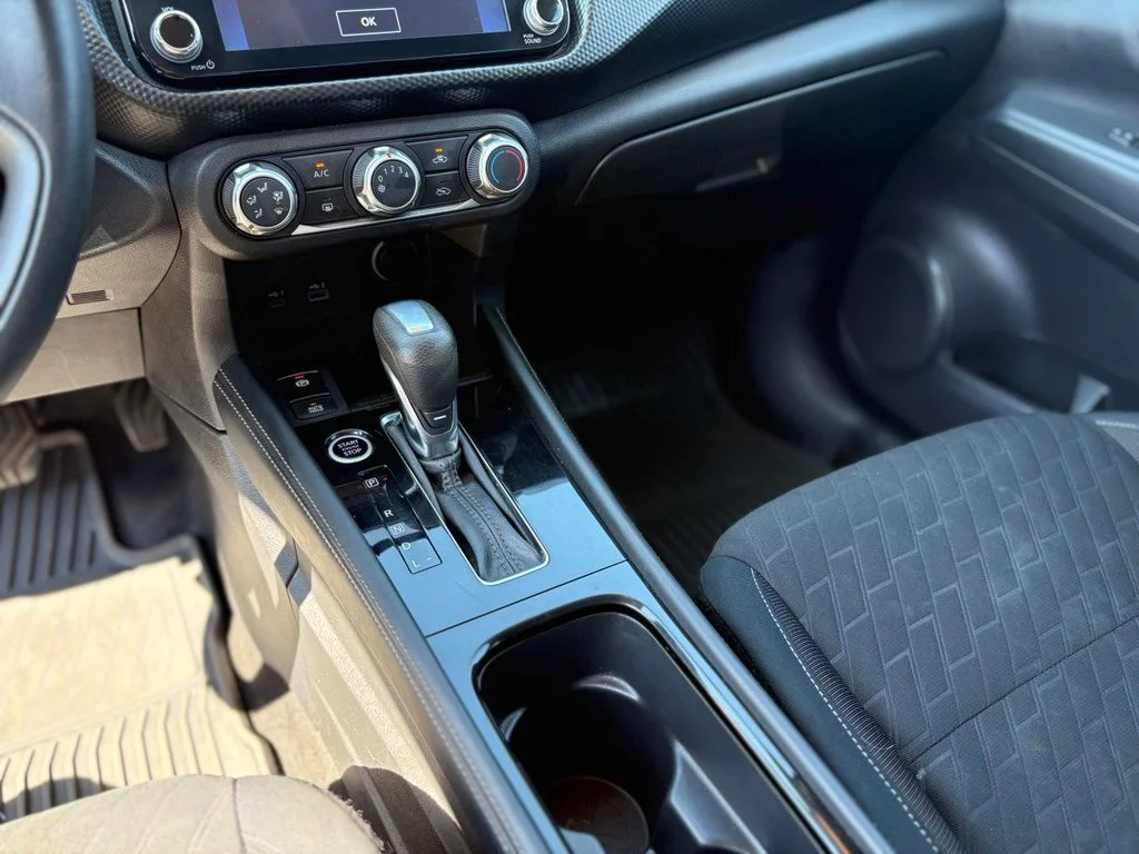 Used 2024 Gray Nissan SV image 21