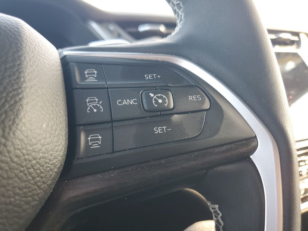 Used 2025 Red Jeep Limited image 26