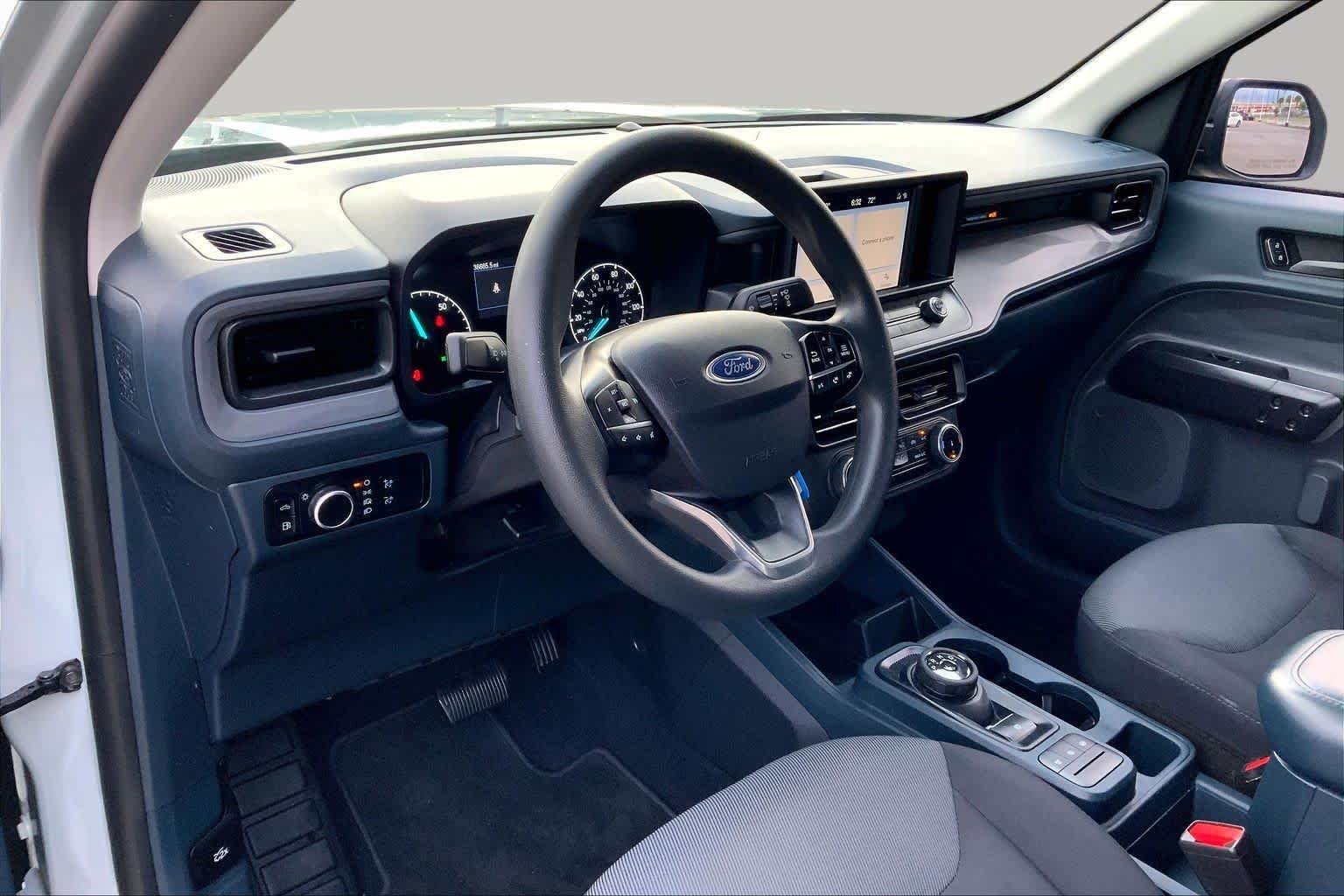 Used 2023 Cactus Gray Ford XL image 18