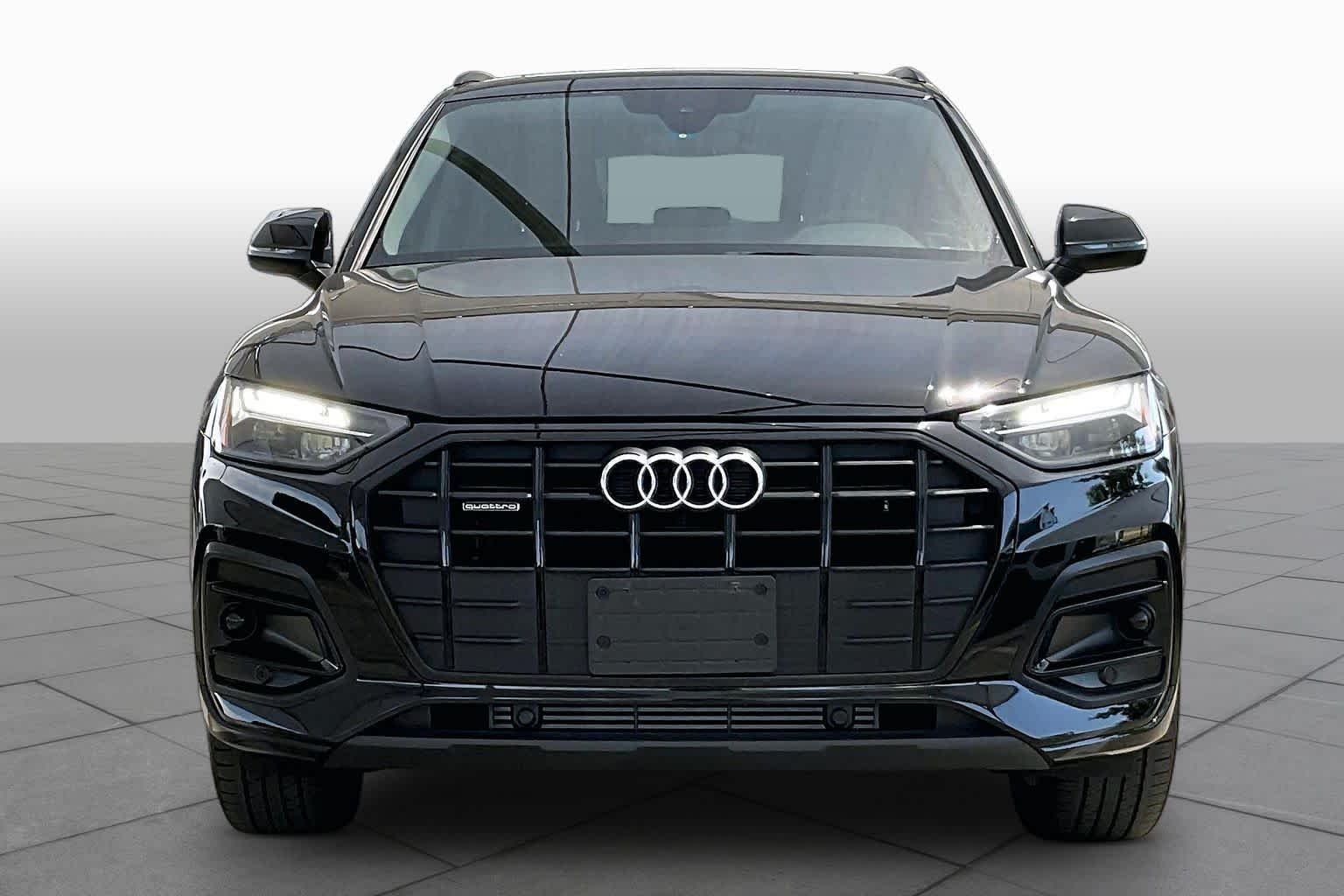 Used 2025 Brilliant Black Audi Premium image 4