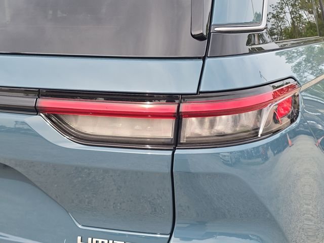 New 2026 Steel Blue Exterior Paint Jeep Limited image 8