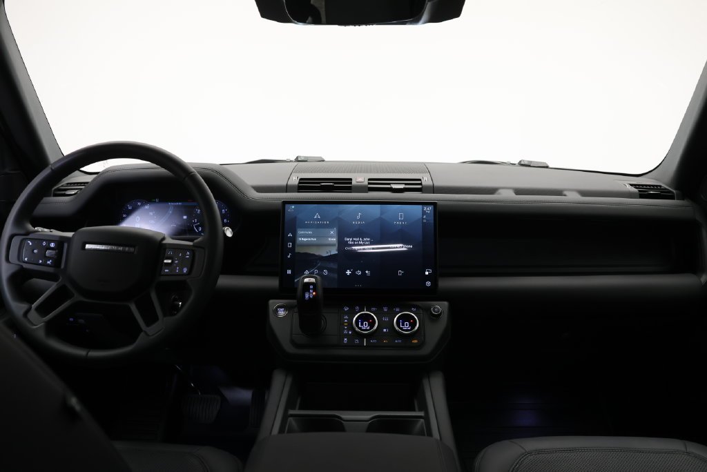 Certified Used 2026 Black Land Rover S image 15