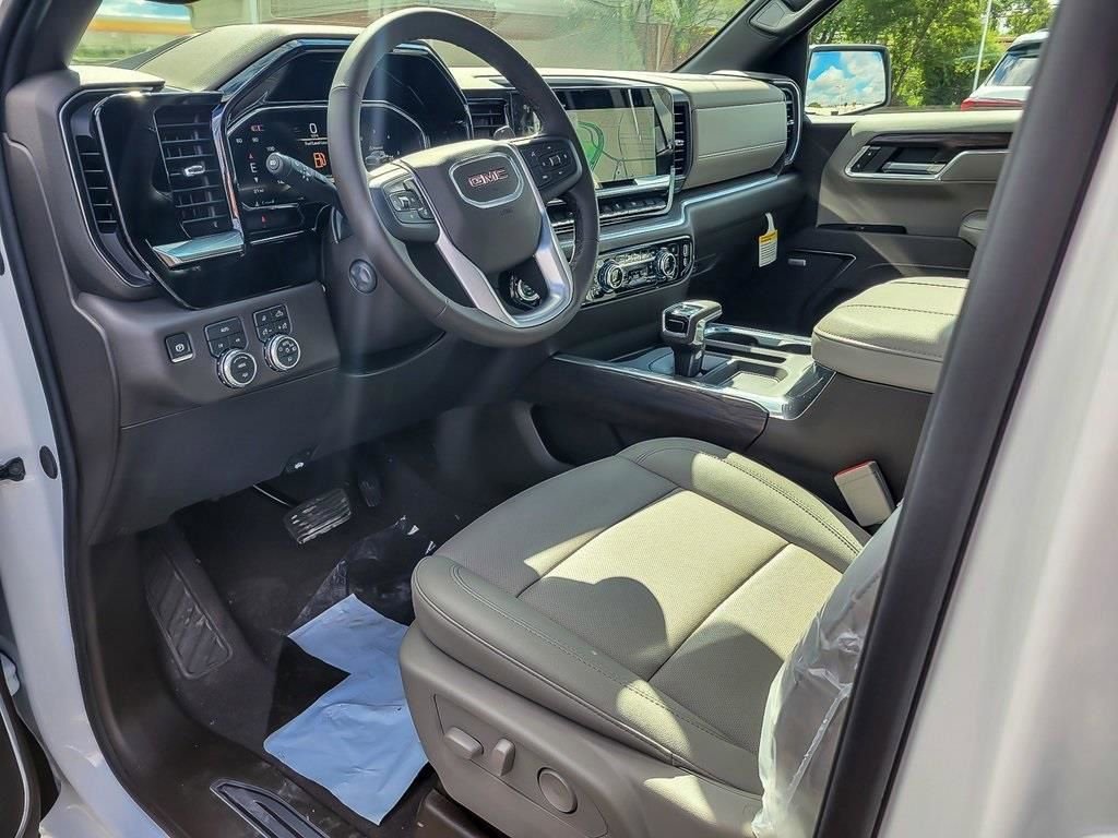 2026 GMC SIERRA - Image 10