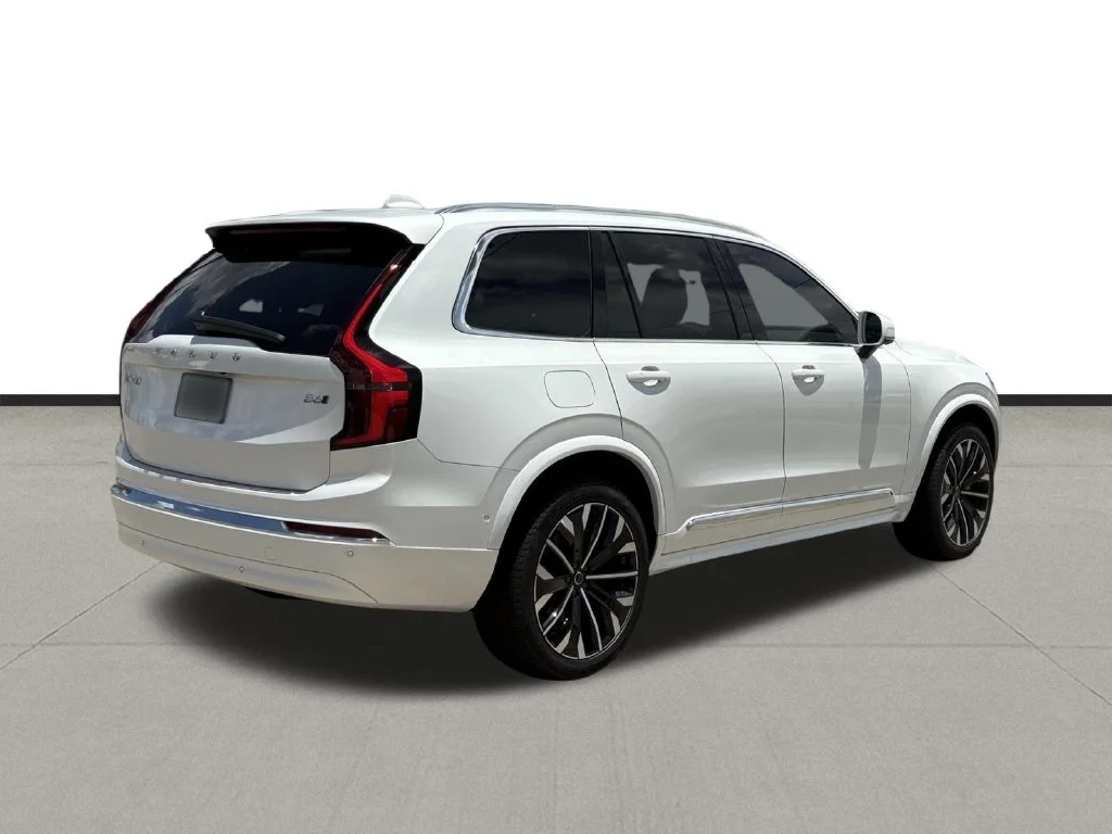 2026 Volvo XC90 Plus - Photo 5