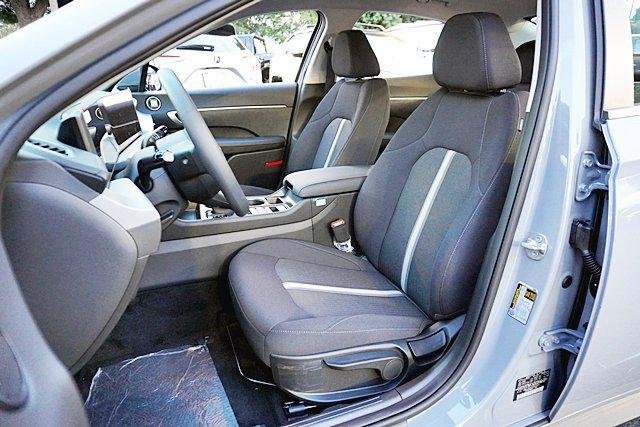 New 2026 Blue Hyundai SE image 22