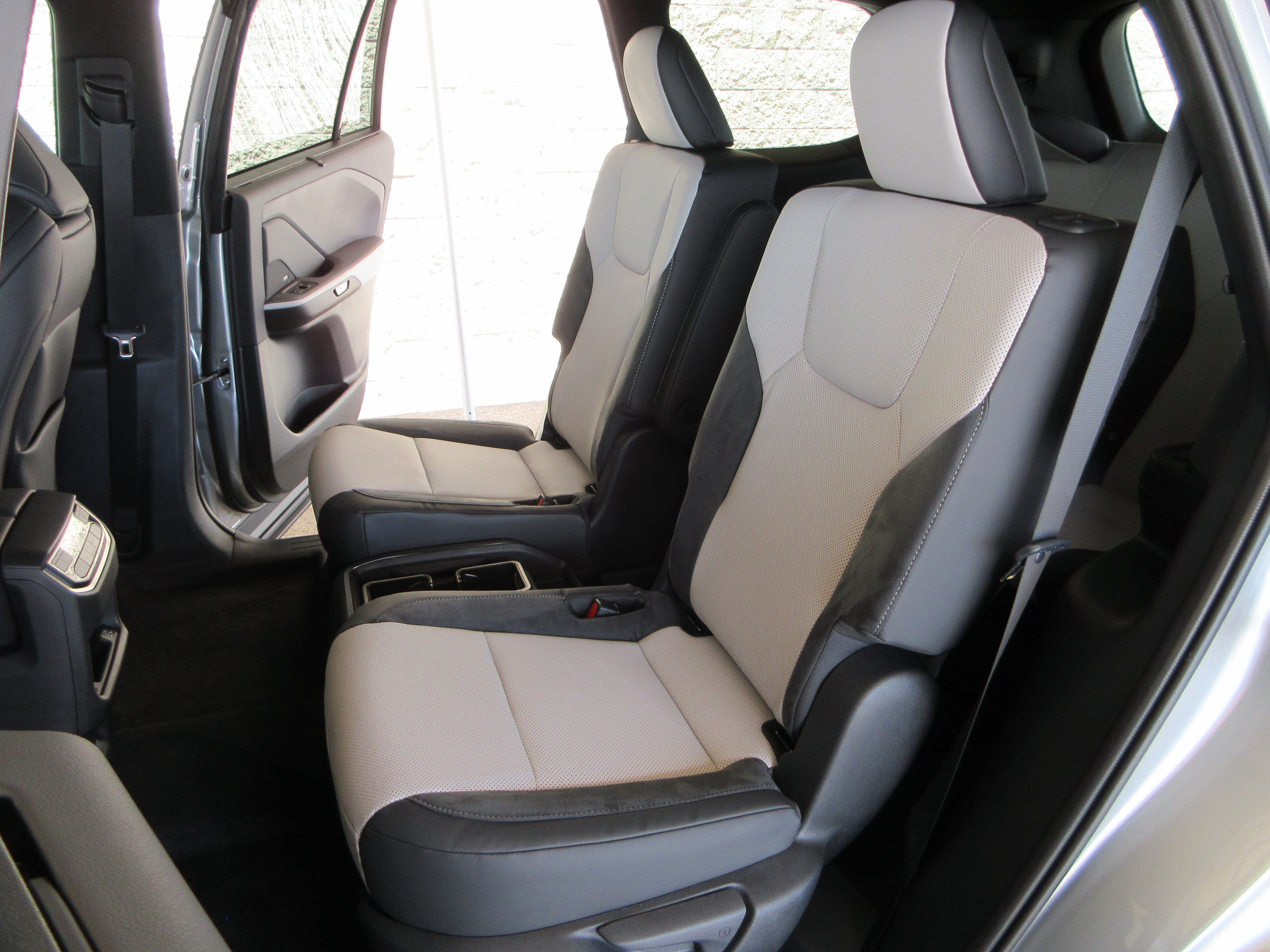 Certified Used 2026 CELESTIAL SILVER Lexus 500h F SPORT Performance Luxury image 27