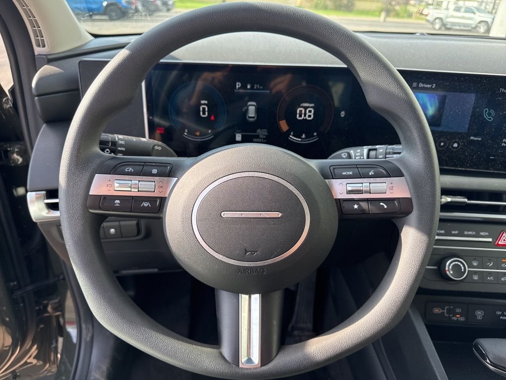 Certified Used 2025 Green Hyundai SE image 20