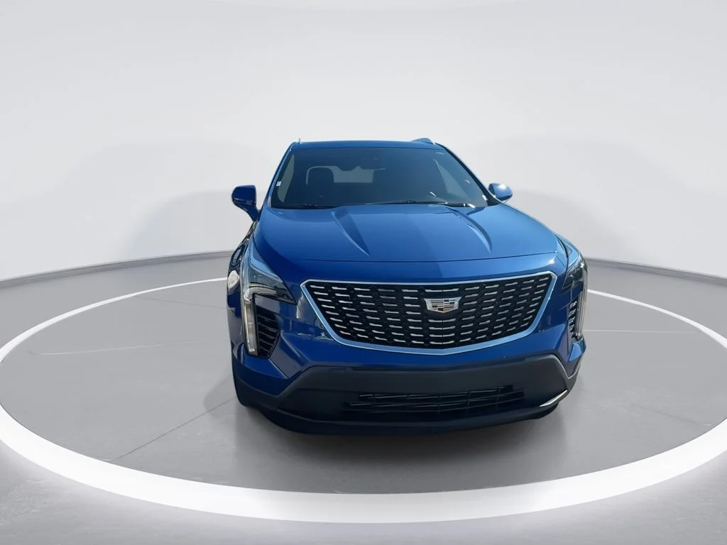 Used 2023 Blue Cadillac Luxury image 3