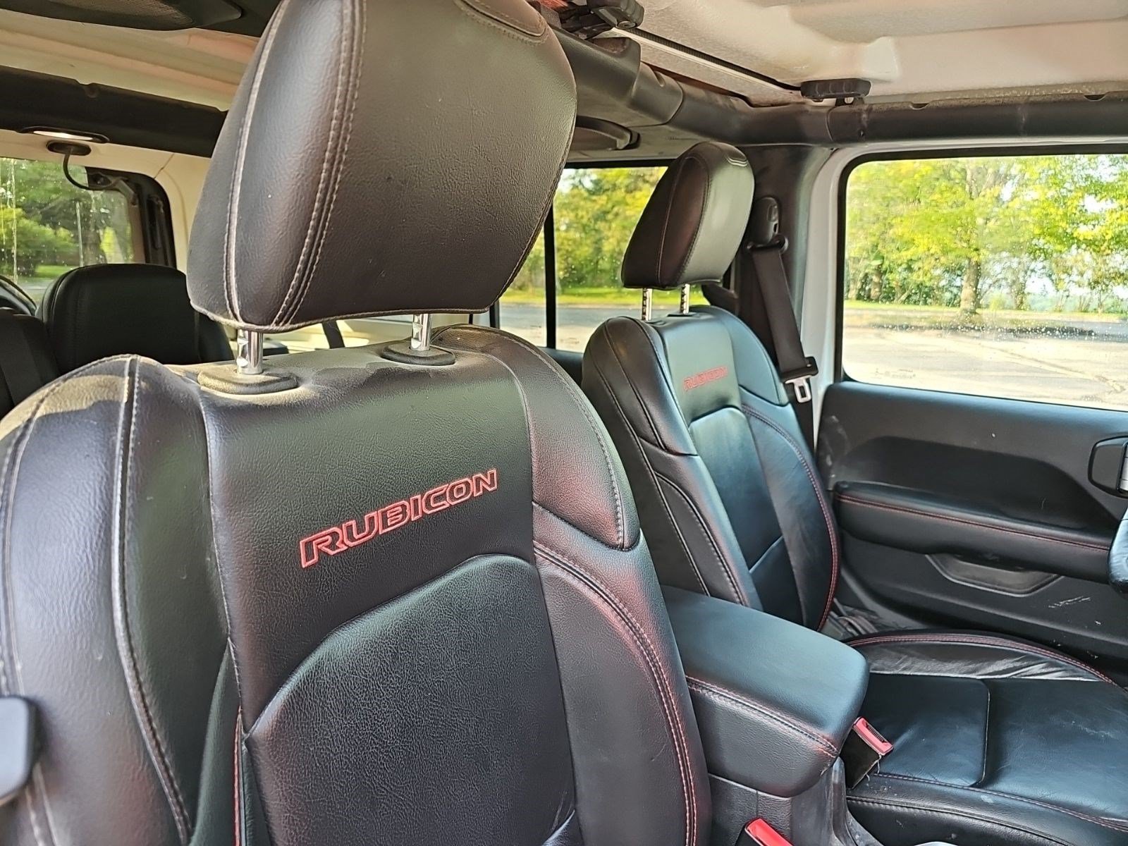 Used 2020 Bright White Clearcoat Jeep Rubicon image 10