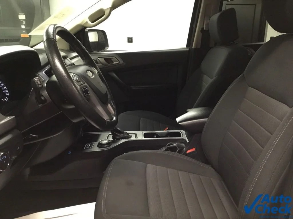 Used 2019 Black Ford XLT image 30
