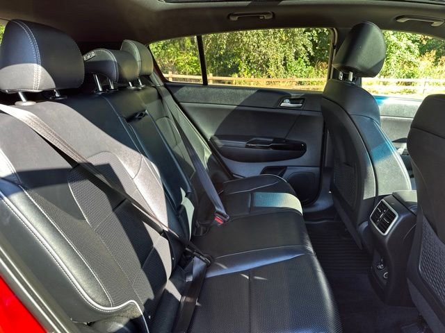 Used 2021 Hyper Red Kia SX image 19