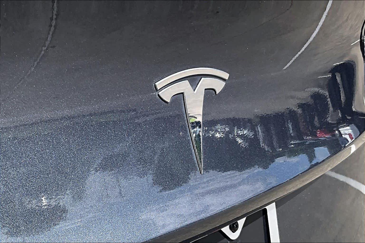 Used 2023 Solid Black Tesla  image 27