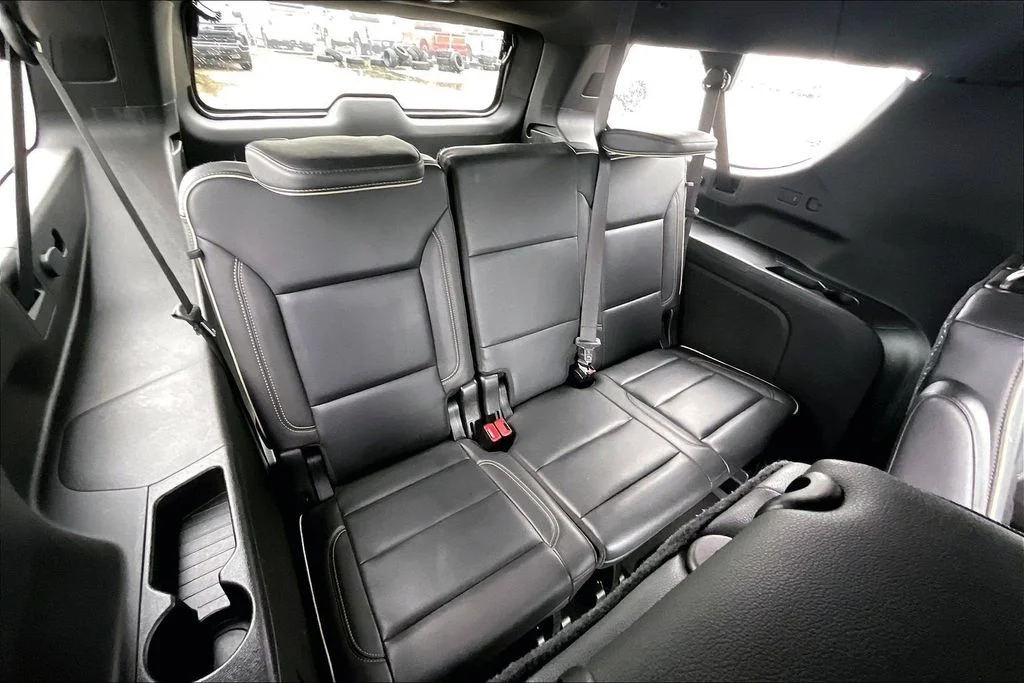 Used 2021 Gray Chevrolet Premier image 36