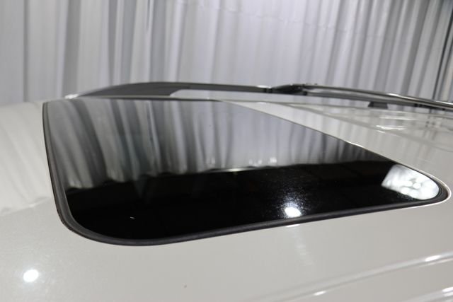 Certified Used 2017 White Nissan Platinum image 22