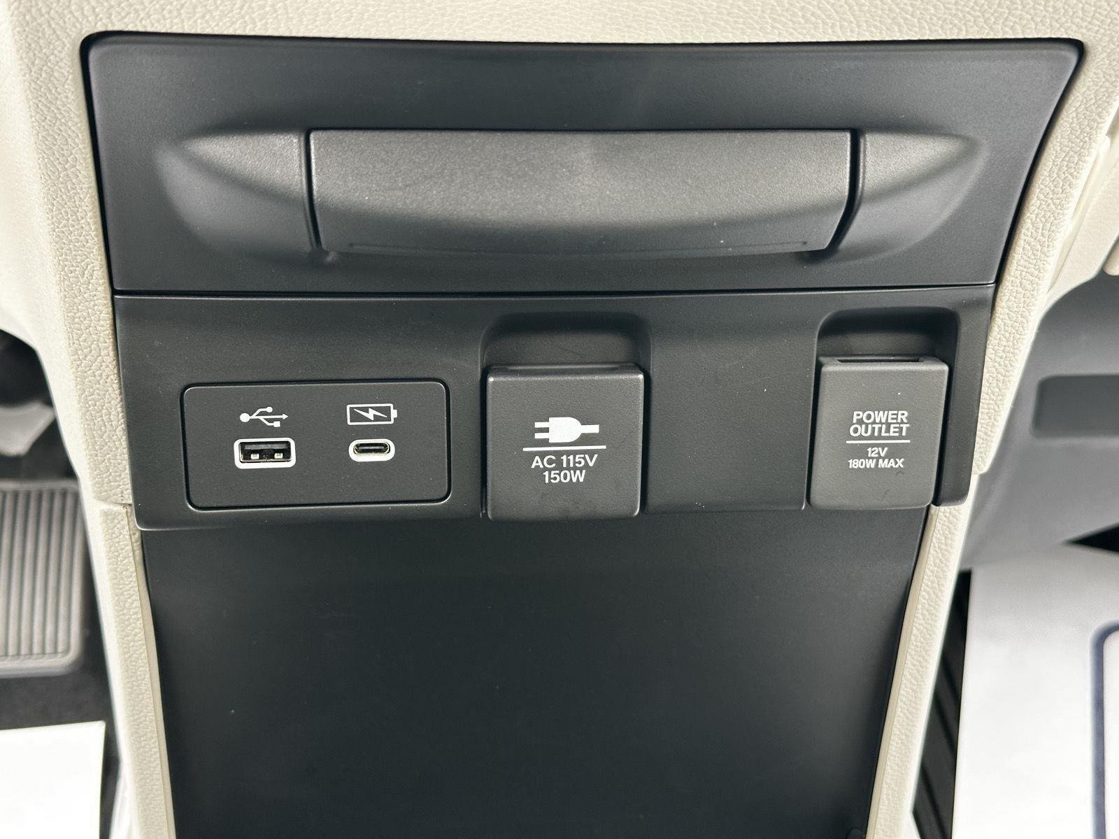 Used 2026 Smoke Blue Pearl Honda Touring image 32