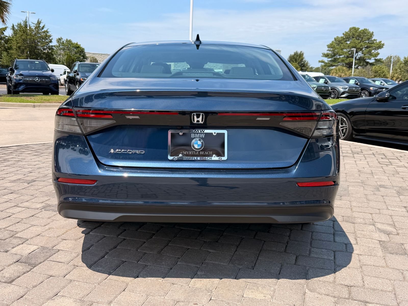 Used 2023 Canyon River Blue Metallic Honda EX image 9