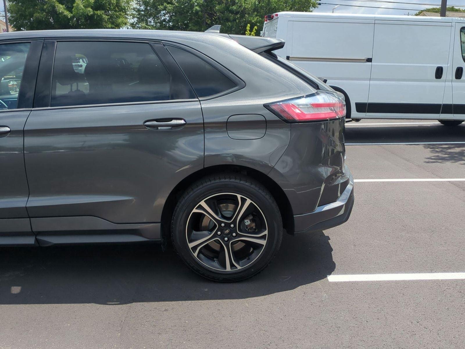 Used 2019 Magnetic Metallic Ford ST image 22