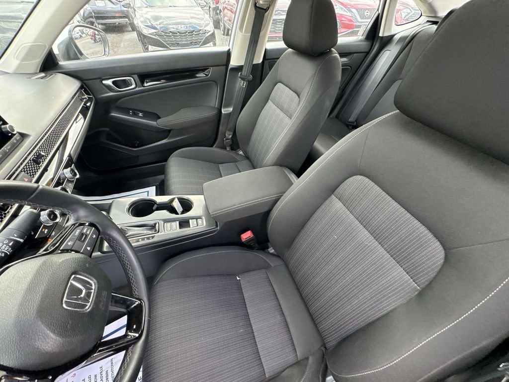 Used 2024 White Honda EX image 20