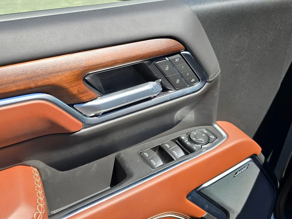 2026 GMC Sierra 2500HD Denali Ultimate - Photo 14