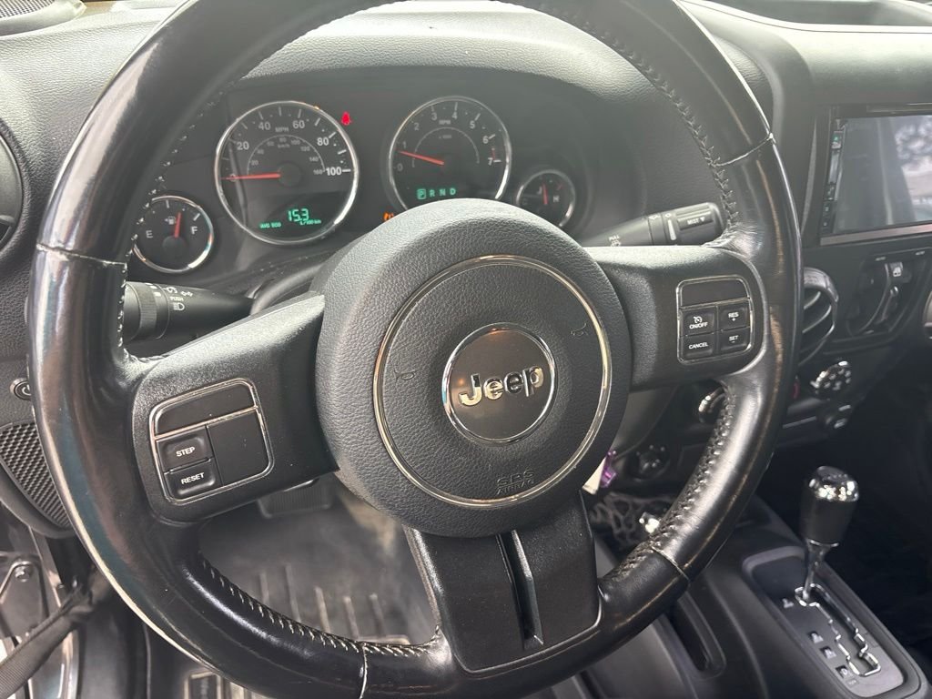 Used 2017 Gray Jeep Unlimited Sport image 13