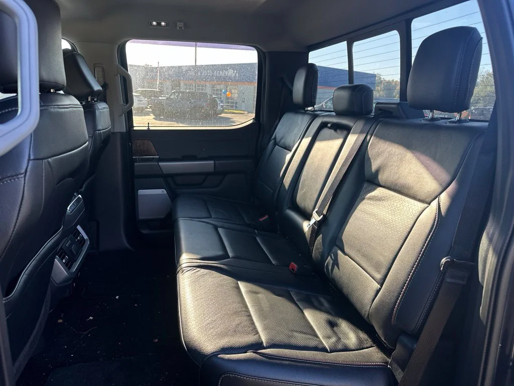 Used 2021 Blue Ford Lariat image 6