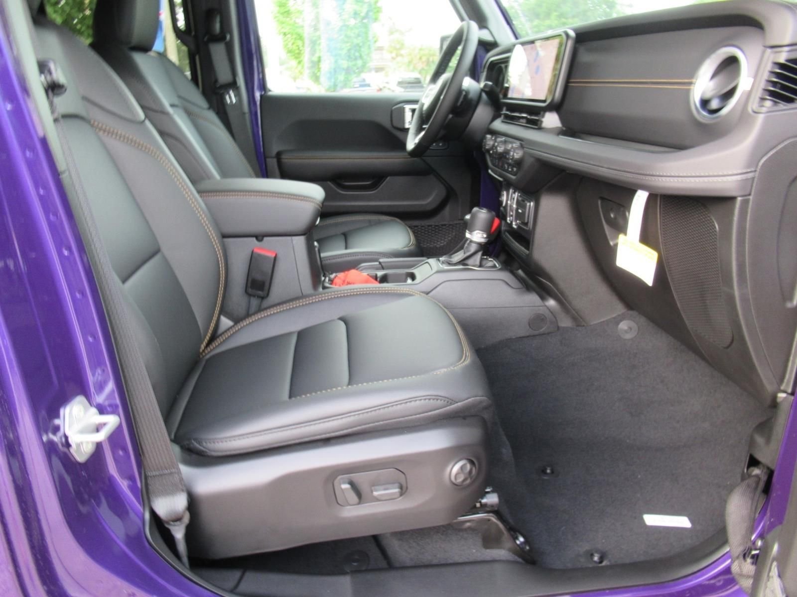 New 2026 Reign Exterior Paint Jeep Sahara image 10