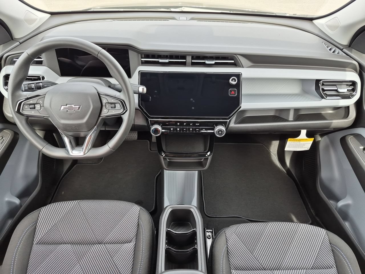 2027 Chevrolet Bolt LT - Photo 20