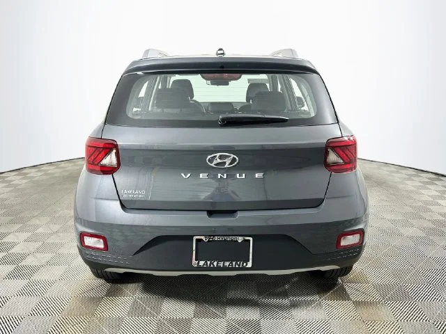 New 2026 Gray Hyundai SEL image 4