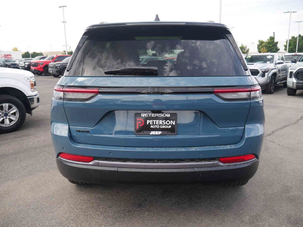 New 2026 Steel Blue Exterior Paint Jeep Limited image 17