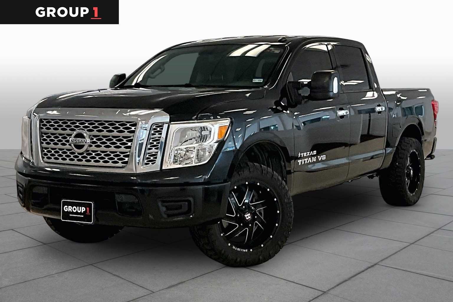 Pre-Owned 2019 Nissan Titan SV