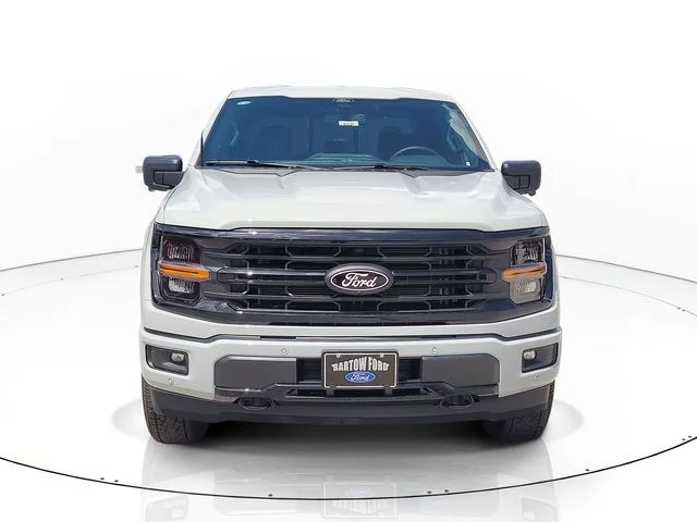 New 2026 Avalanche Ford XLT image 2