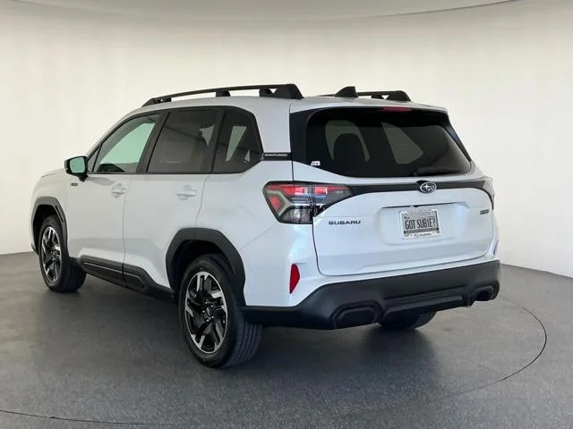 New 2026 CRYSTAL WHITE PEARL Subaru Limited Hybrid image 7
