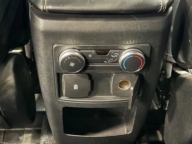 Used 2020 Blue Ford XLT image 29