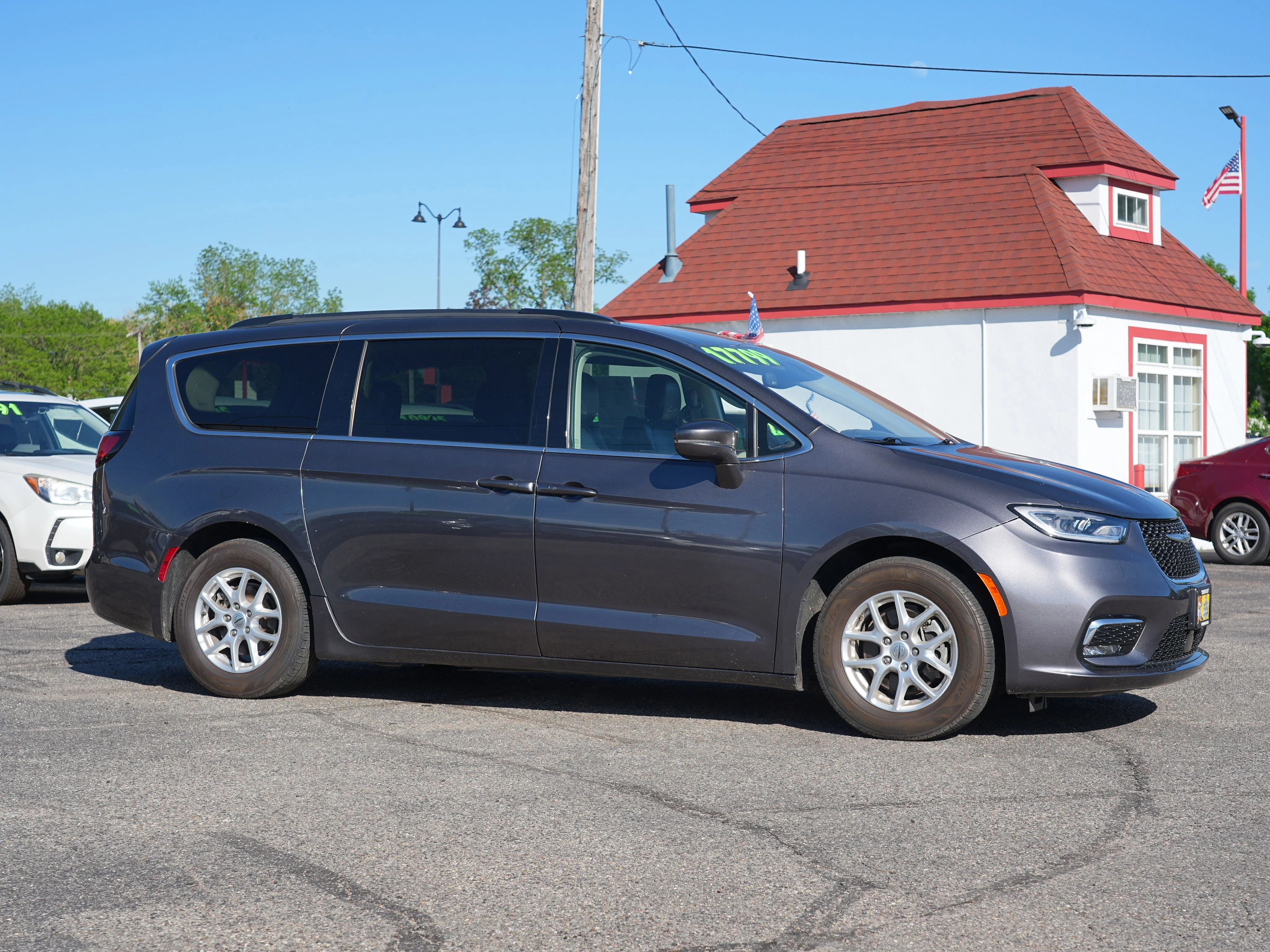 Vehicle Image 2