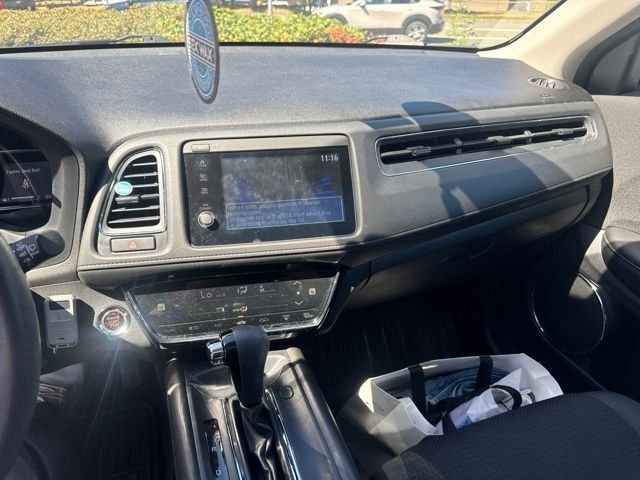 Used 2021 Platinum White Pearl Honda EX image 7