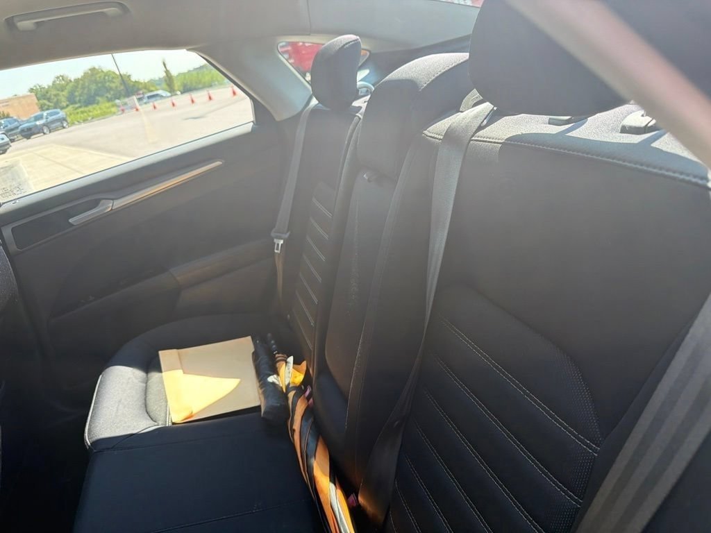 Used 2013 Ruby Red Metallic Ford SE image 19