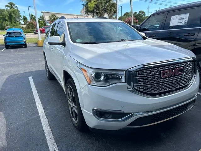 Used 2018 White GMC Denali image 3