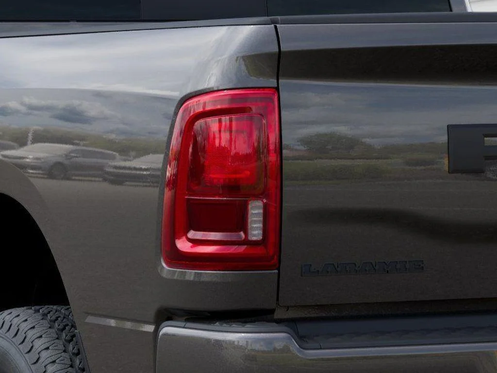 New 2026 Granite Crystal Metallic Clear-Coat Exterior Paint RAM Laramie image 9