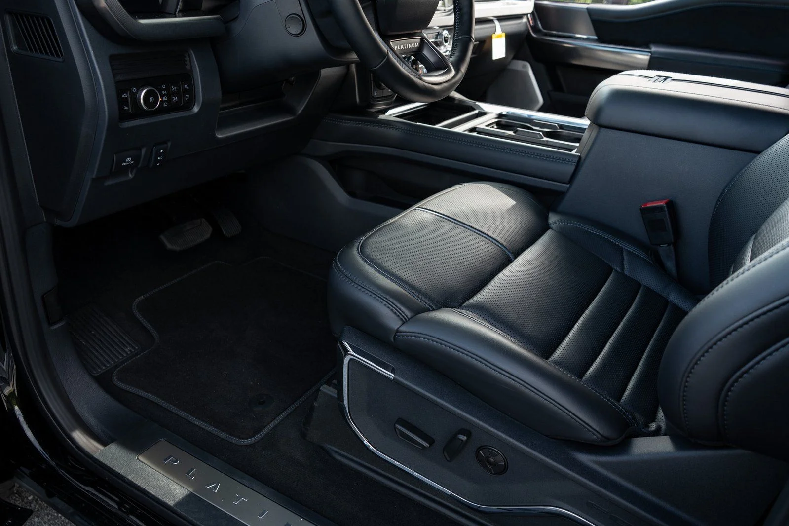 Used 2026 Black Ford Platinum image 28