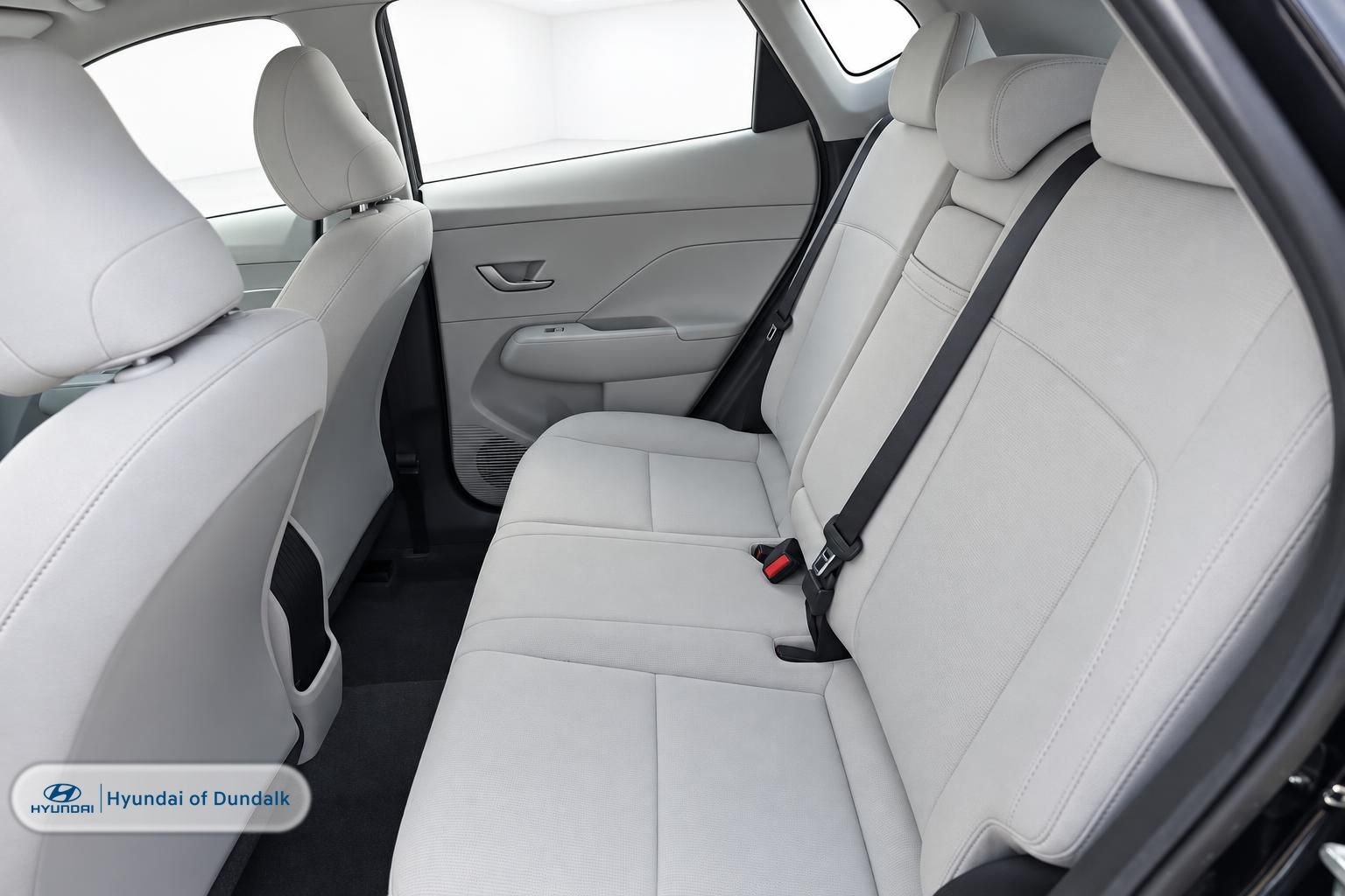 Used 2025 Black Hyundai SE image 9