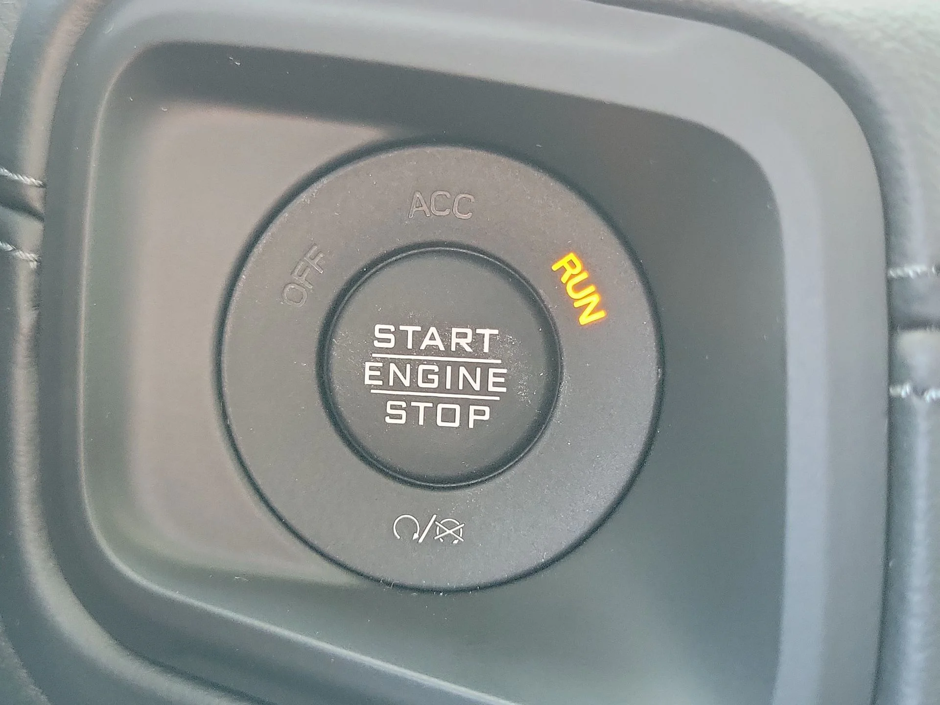 New 2026 Black Jeep Mojave image 12