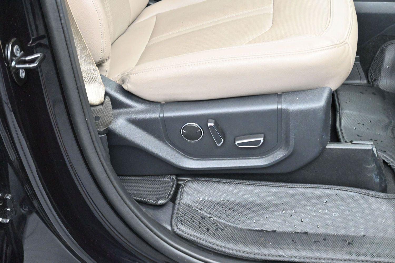 Used 2024 Agate Black Ford Limited image 38