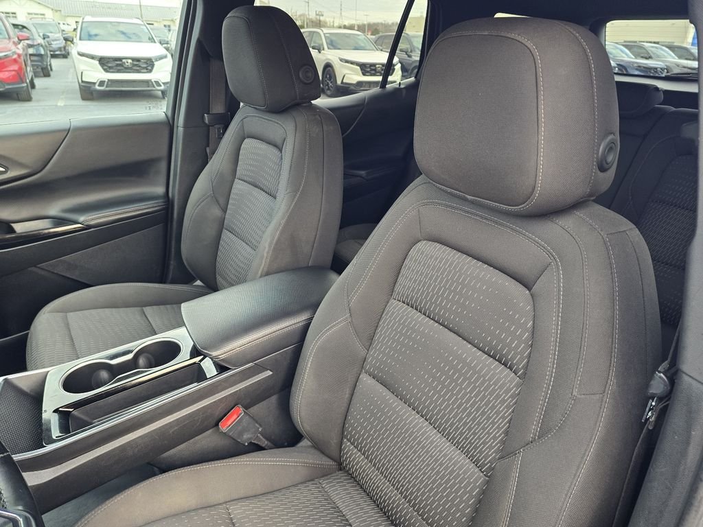 2025 Chevrolet Equinox LT - Photo 12