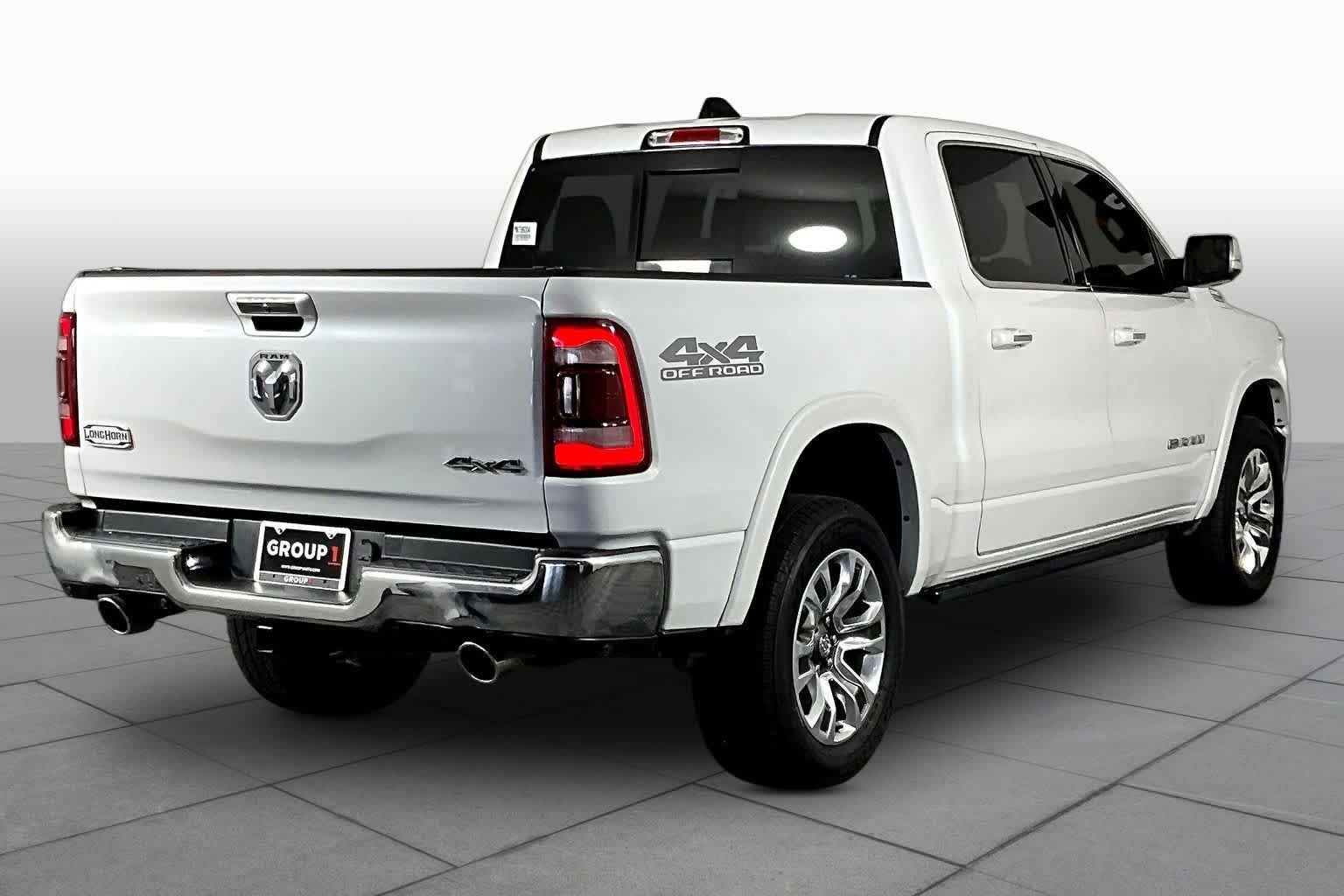 Used 2021 Ivory White Tri-Coat Pearlcoat Ram Longhorn image 18