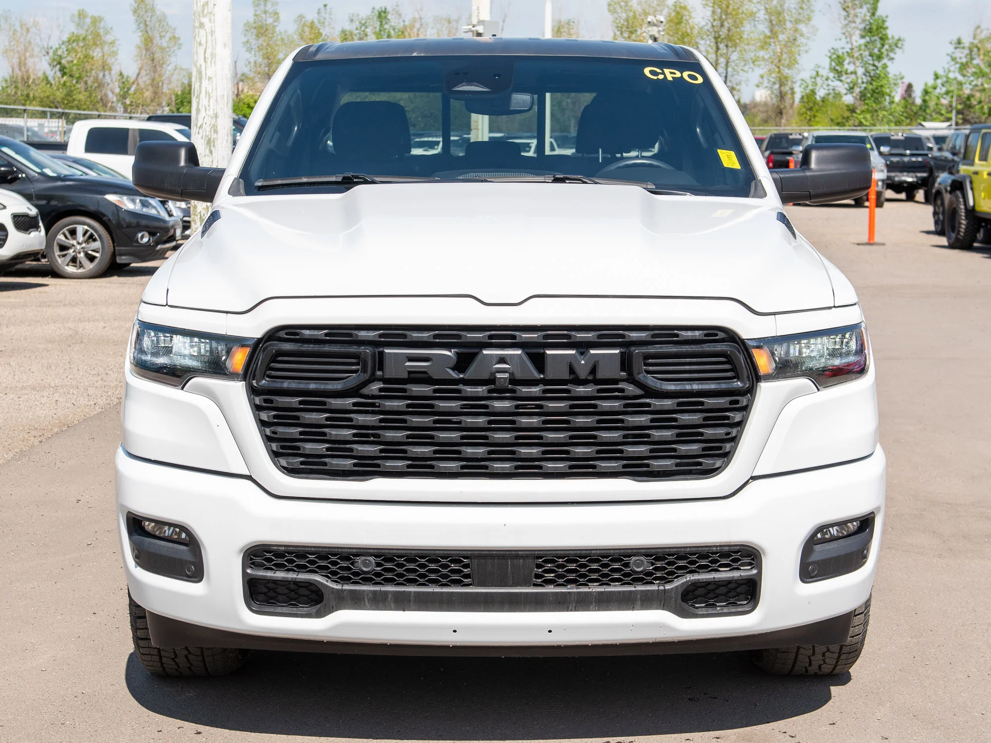 Certified Used 2025 White RAM Tradesman * No Accidents | Android Auto | Adaptive Cruise | Sport Appearance Package image 10