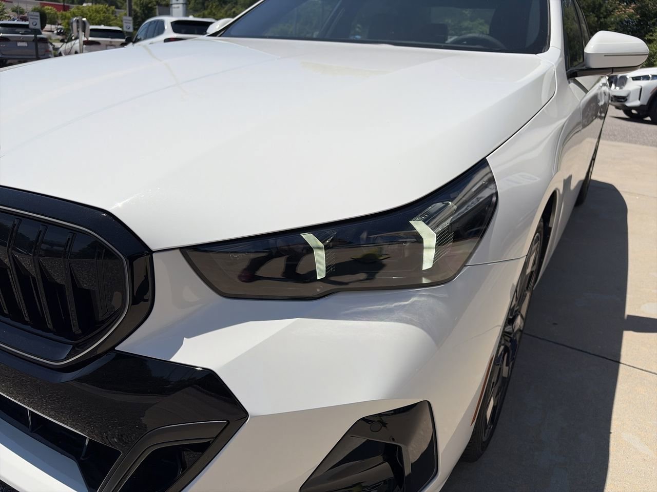 New 2027 Alpine White BMW 530i xDrive image 11