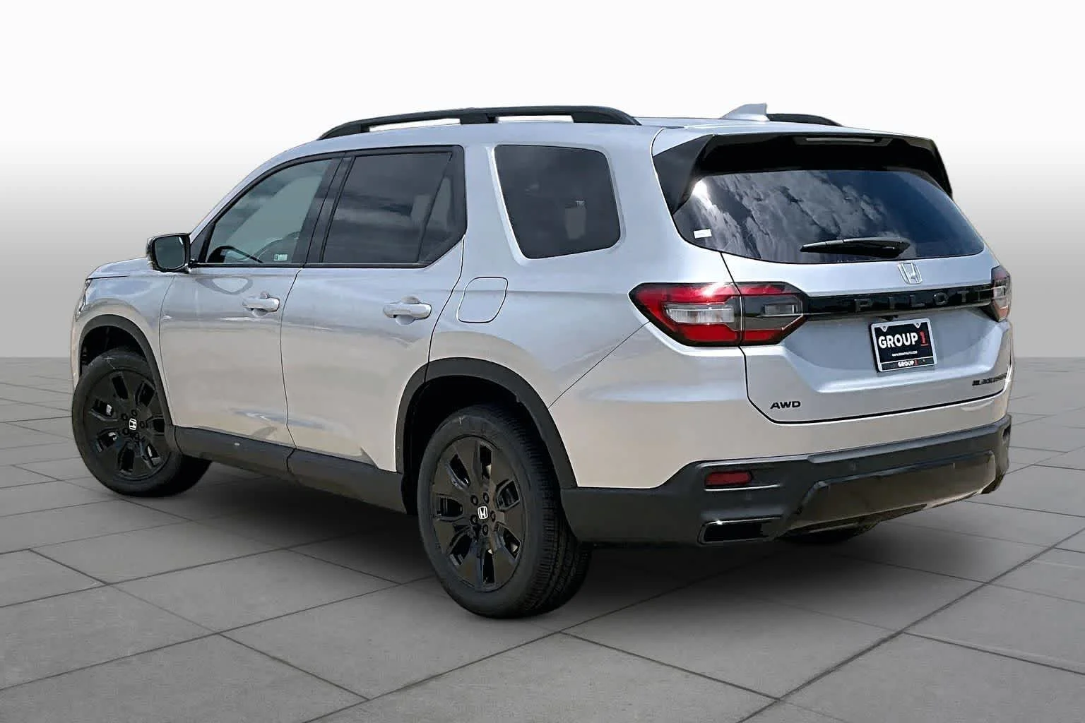 New 2026 Solar Silver Metallic Honda Black Edition image 12